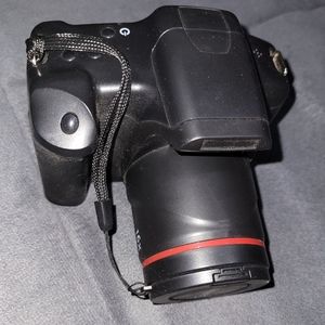 Digital camera